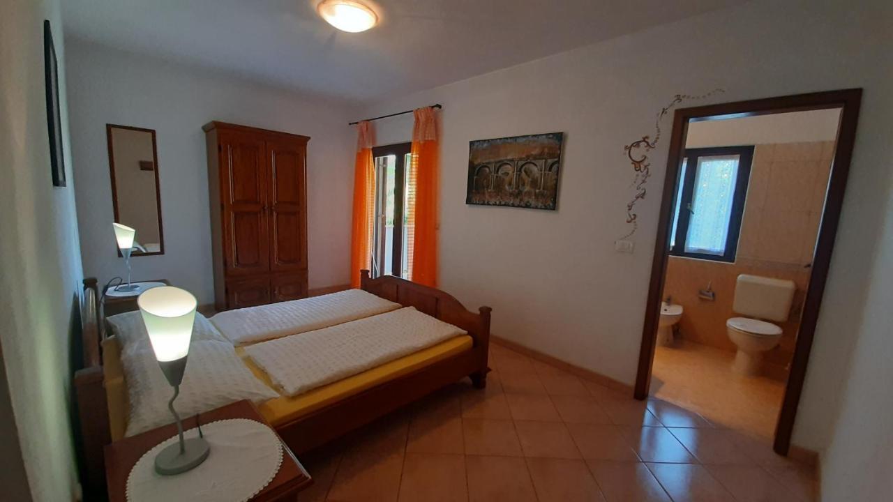 Villa Linet Funtana Εξωτερικό φωτογραφία