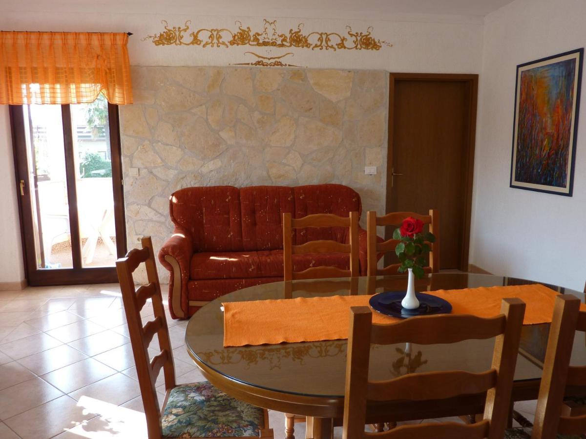 Villa Linet Funtana Εξωτερικό φωτογραφία