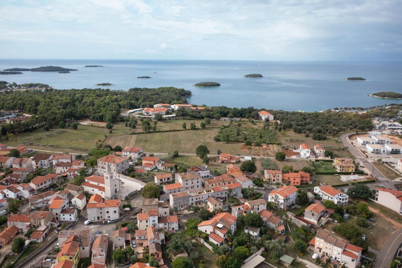Villa Linet Funtana Εξωτερικό φωτογραφία