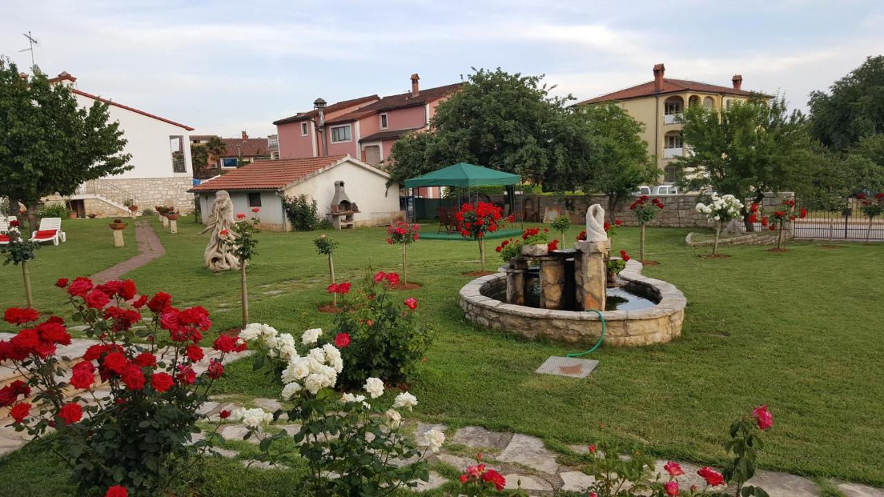 Villa Linet Funtana Εξωτερικό φωτογραφία